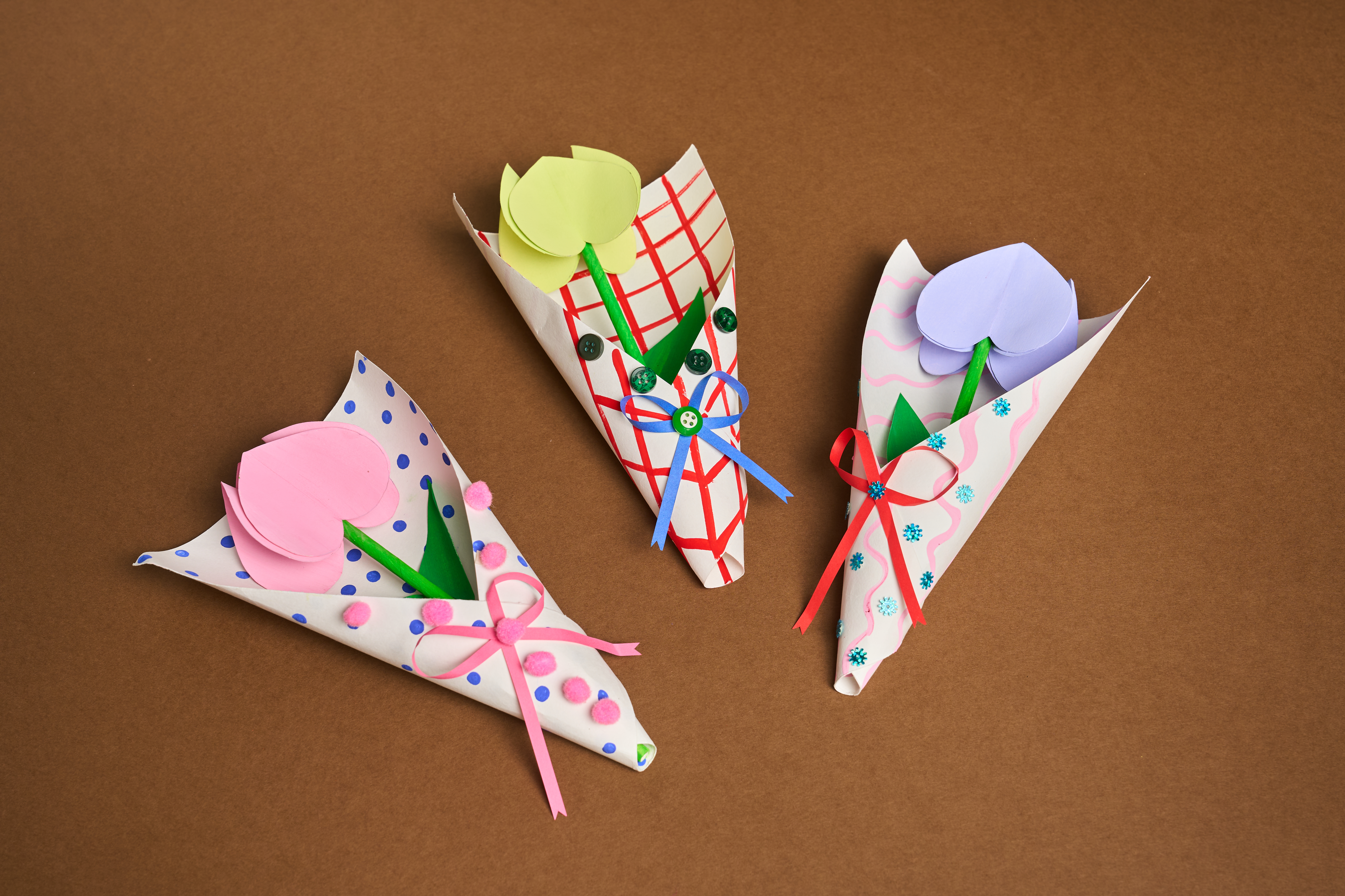 Make a Paper Tulip Bouquet - New Years