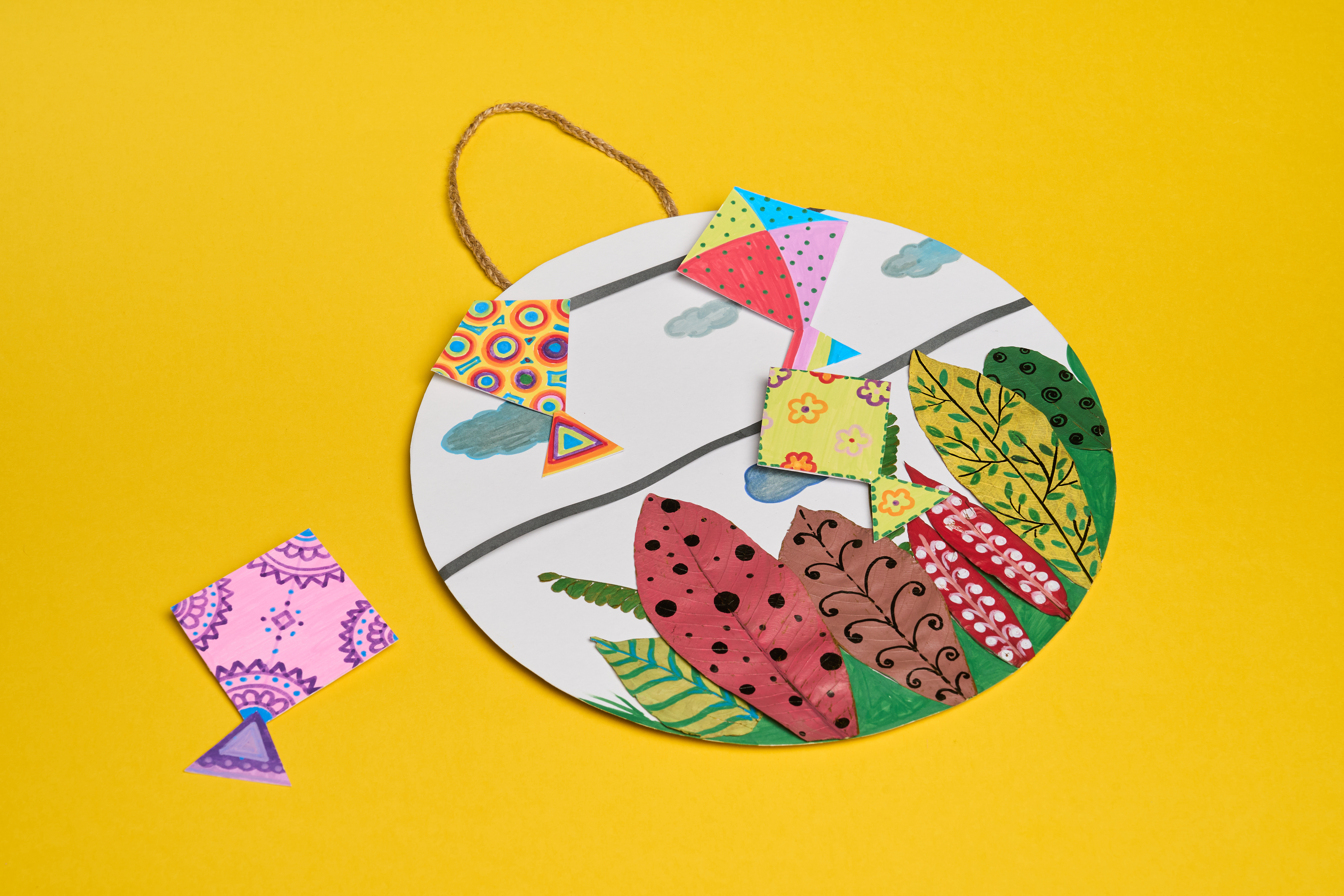 DIY Wall Hanging Using Leaves - Makar Sankranti