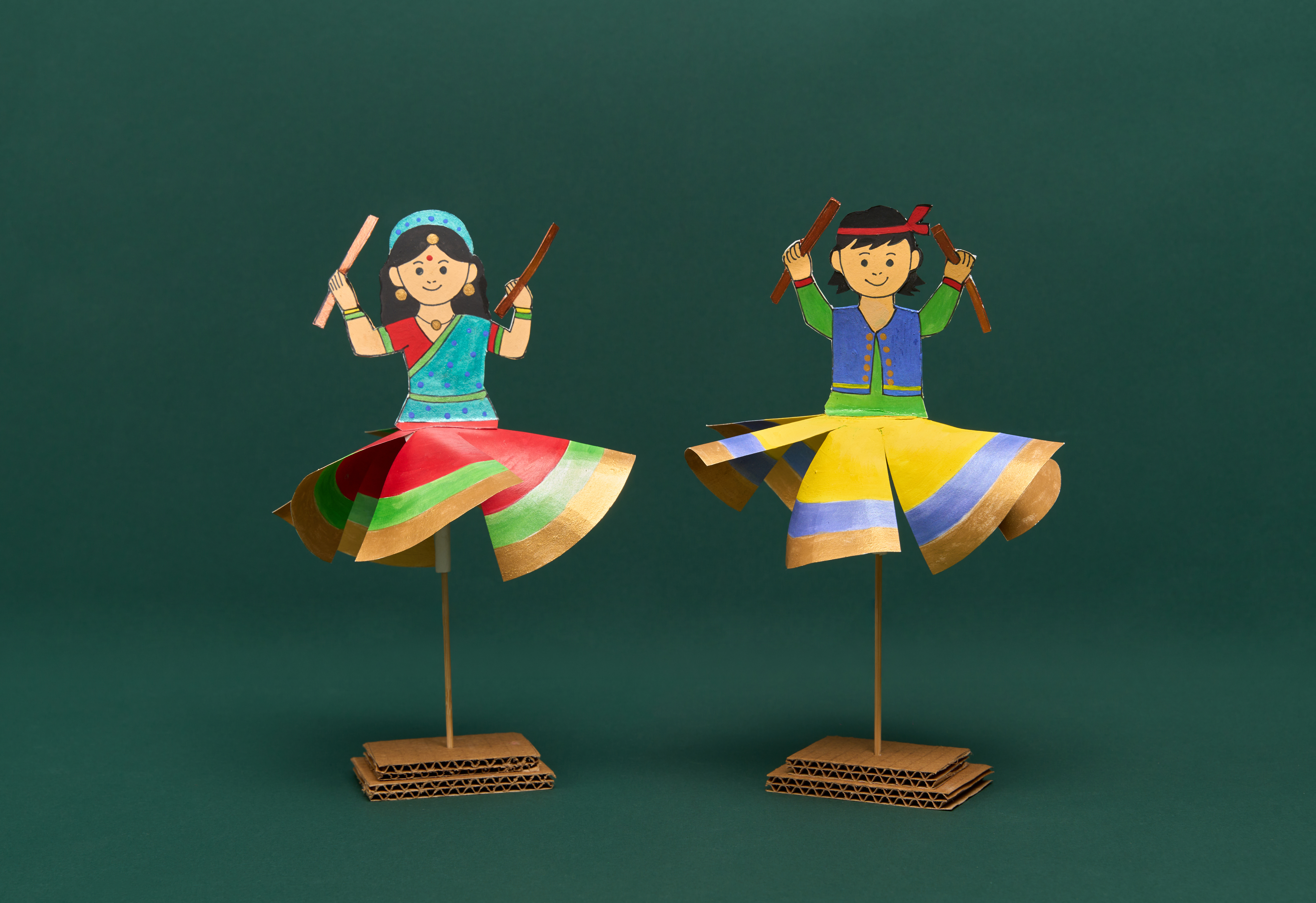3D Dancing Dolls for Navratri