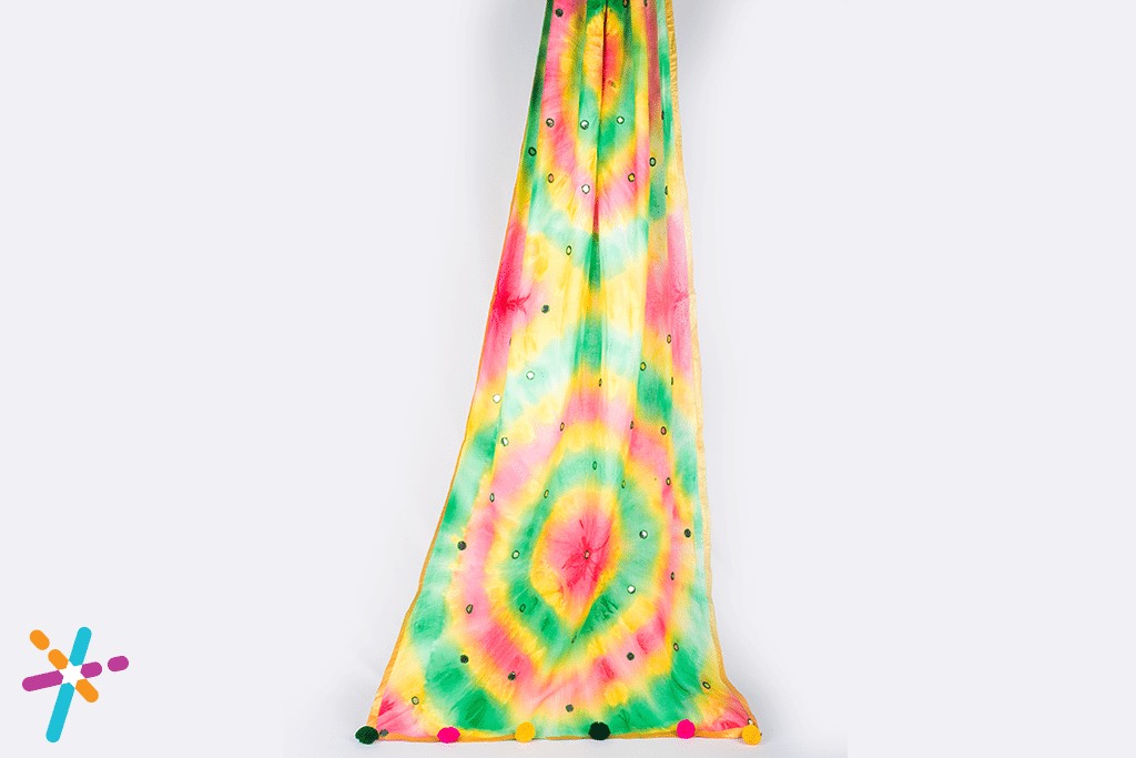 Navratri Chunari - DIY Painting using Acrylic Colours