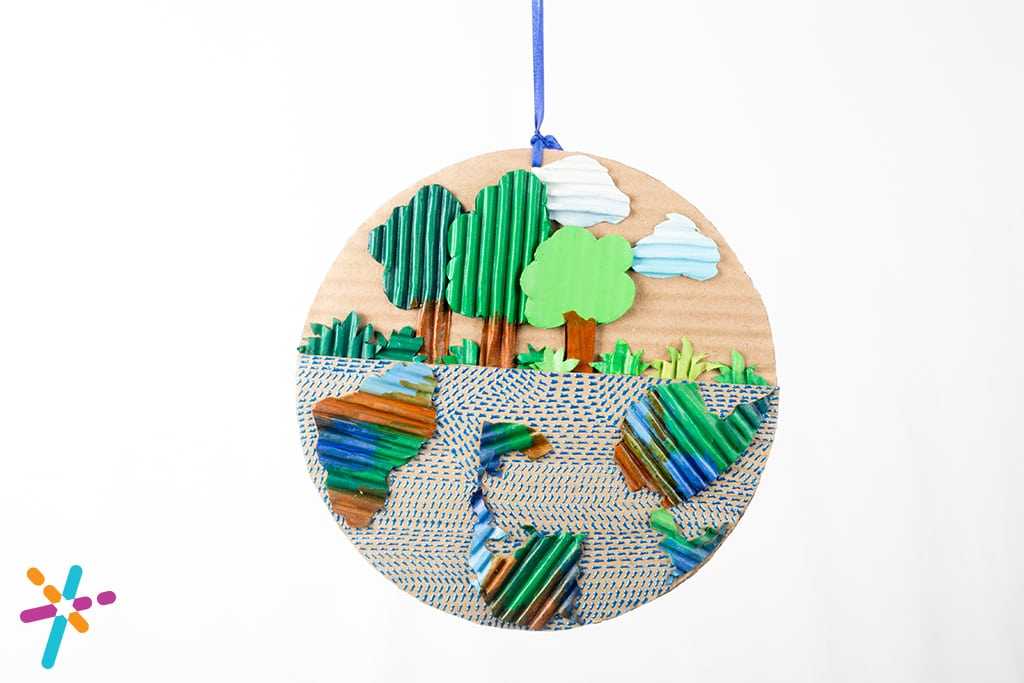 Go Green Dangler Step-By-Step Craft for Kids