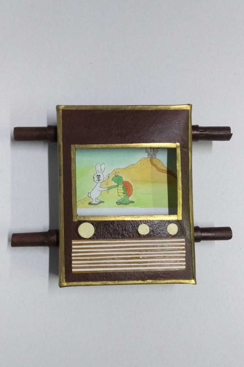 DIY Mini TV Craft for Students