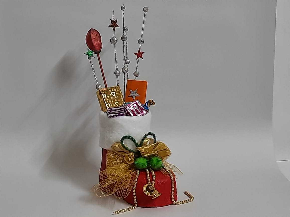 Personalized Christmas Sock Craft for Kids by Fevicreate