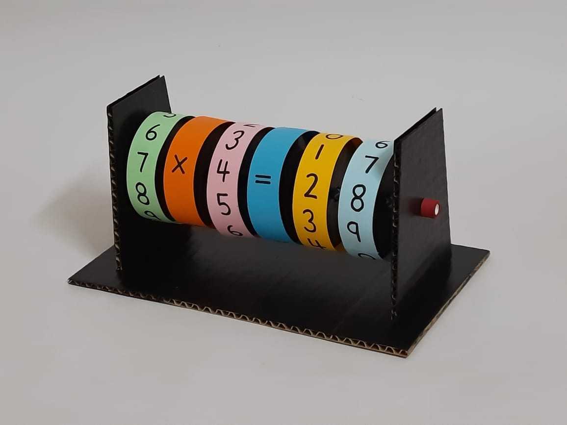 Math Wheel Craft Activity to Learn Arithmetic Operations