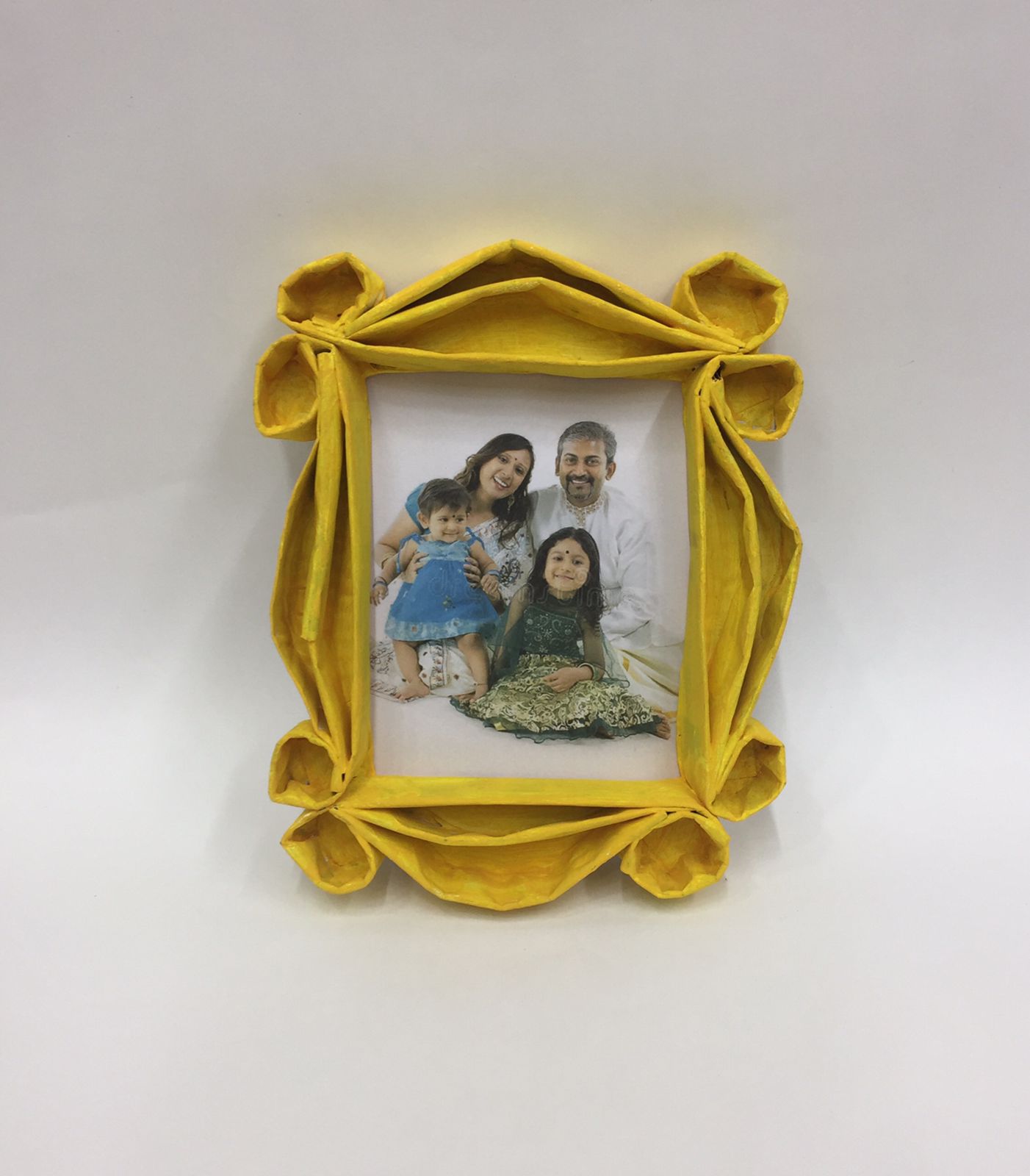 Learn How to Make Friends Photo Frame Fevicreate