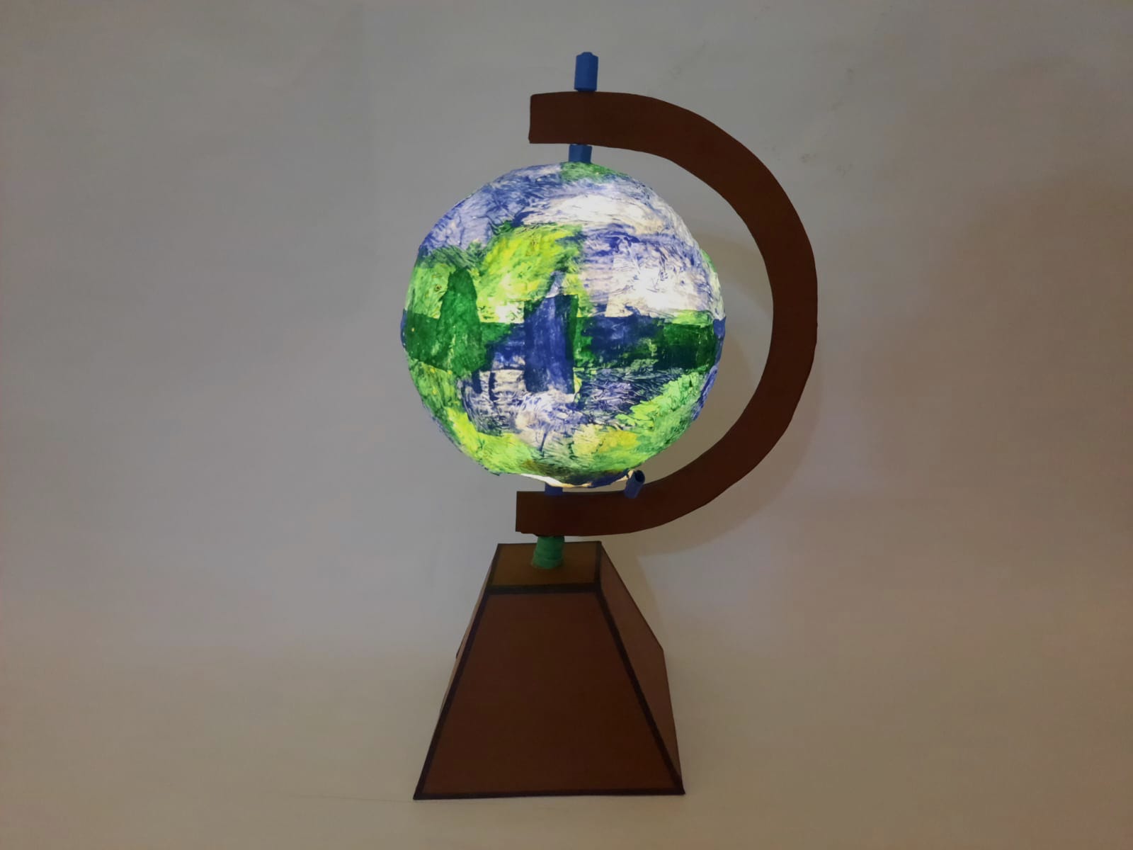 Easy to Make Earth Day Crafts for Kids