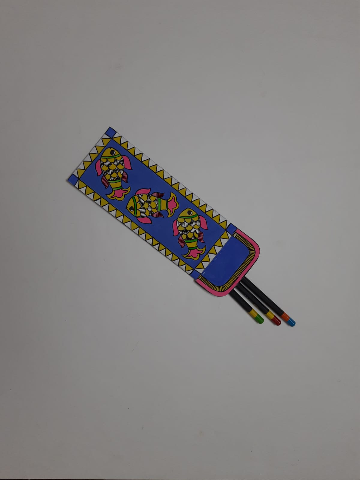 DIY Pencil Pouch Craft With White Box Board