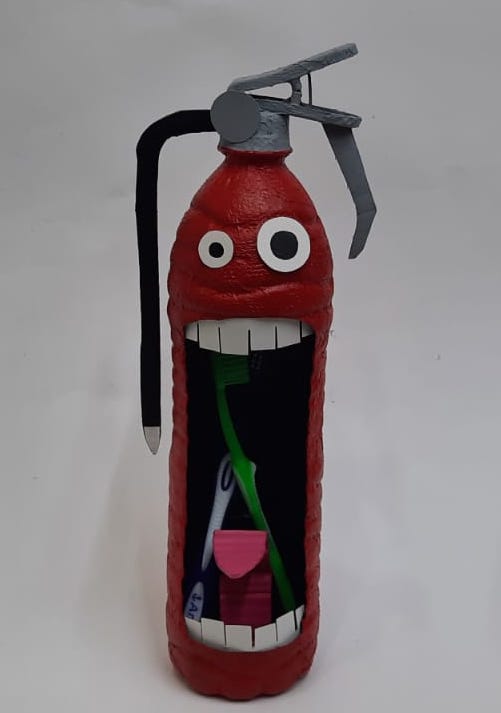 Learn How to Make Brush Holder Fevicreate