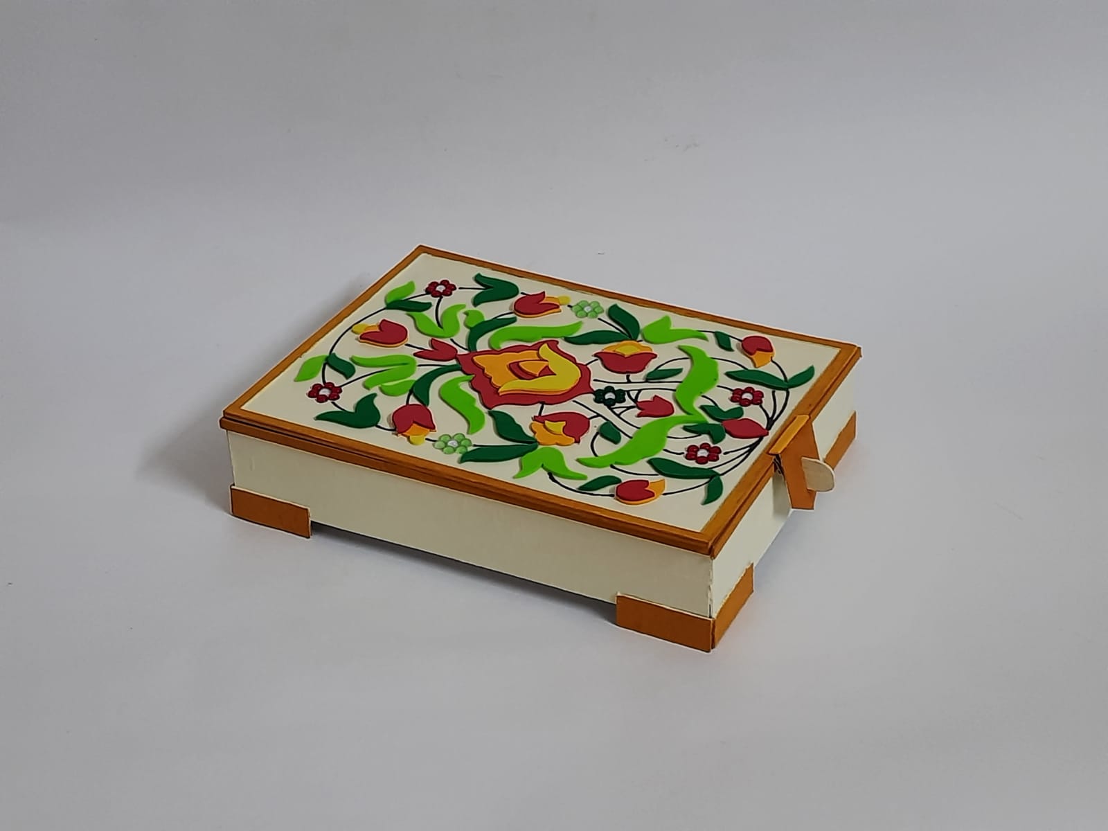 Learn How to Make DIY Box Fevicreate