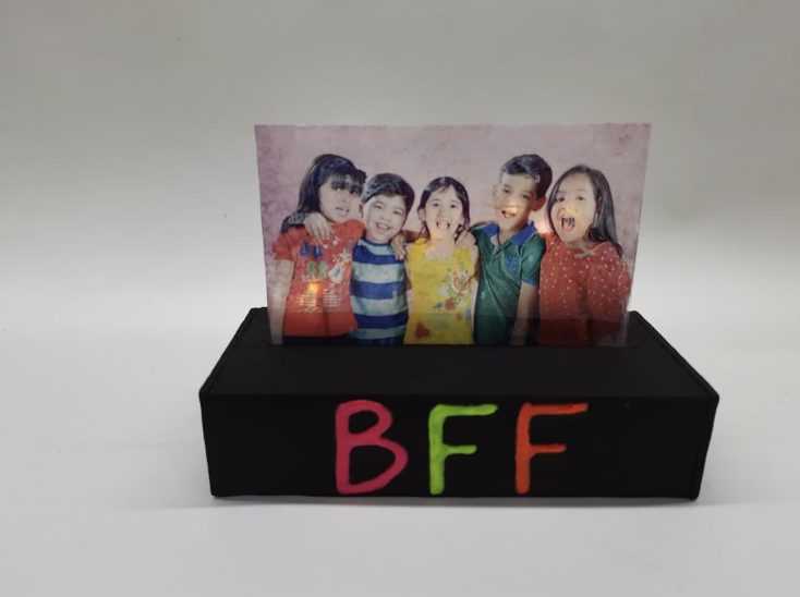 DIY Photo Decor Craft Activity with Cardboard and Ohp Sheet
