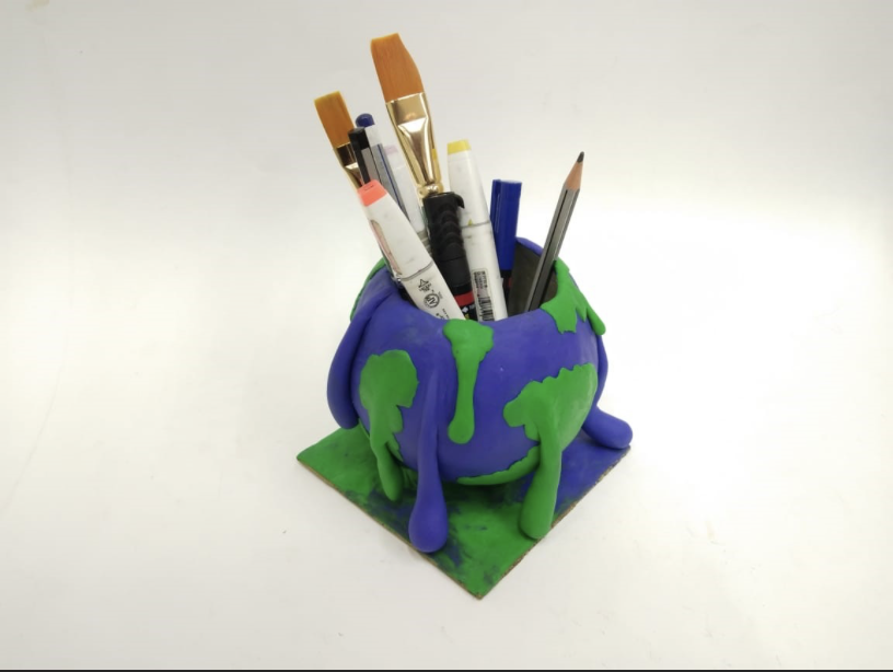 Diy Stationery Holder And Pen Stand For Your Desk In Earth Design